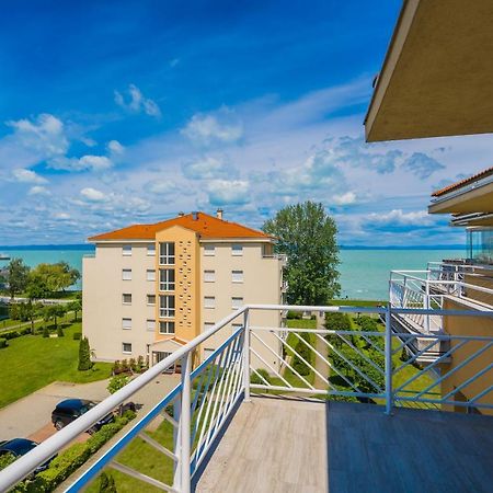 Myflat Golden Coast Panorama Apartment Siofok Bagian luar foto