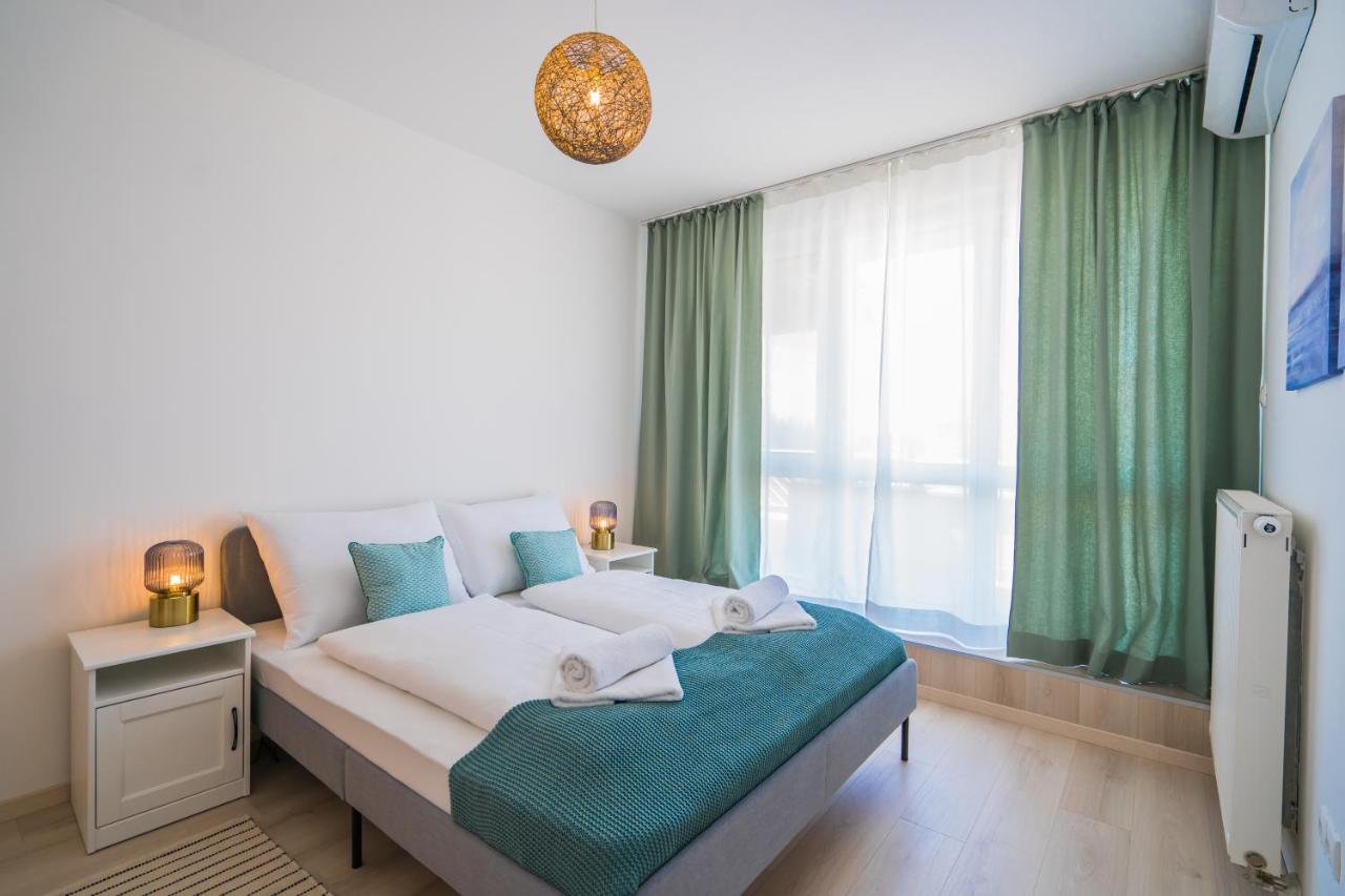 Myflat Golden Coast Panorama Apartment Siofok Bagian luar foto